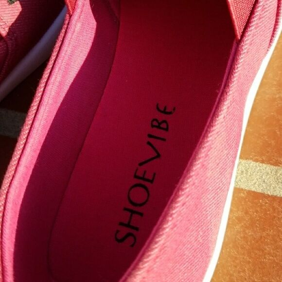 Pink casual canvas embroidered slip on shoes - Picture 7 of 8